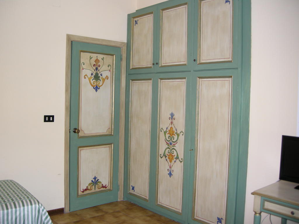 Hotel Fiordigigli LʼAquila Habitación foto